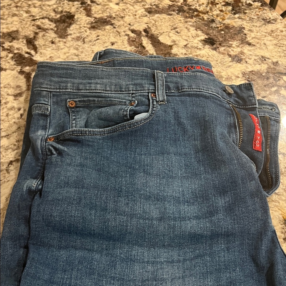 Lucky Brand Men's Light Blue Denim Jeans